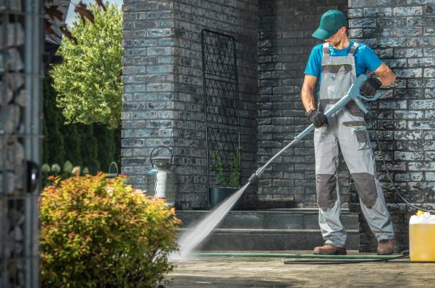 Best Pool Deck Cleaning  in Claymont, DE